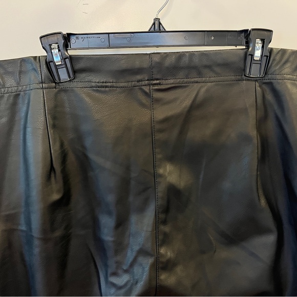 H&M Womens 3X Black VEGAN Leather Pants - Picture 6 of 9